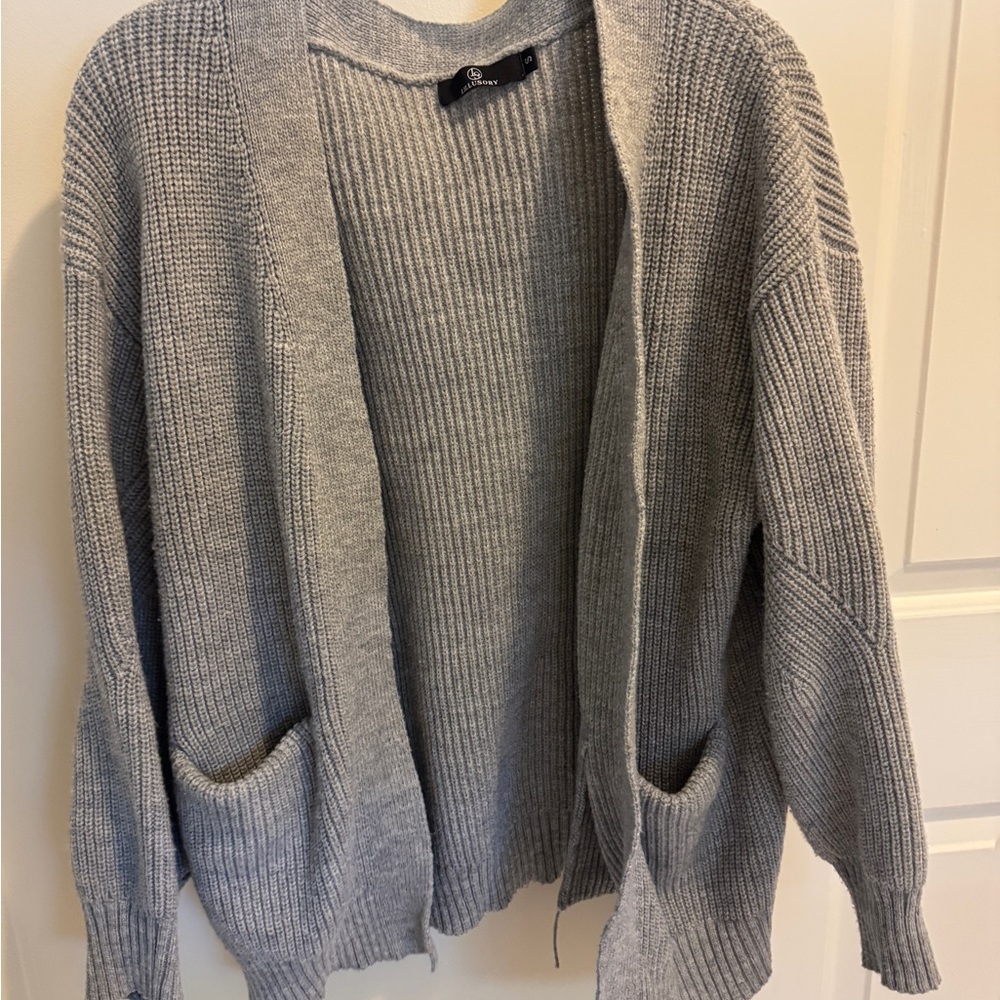 Grey cardigan